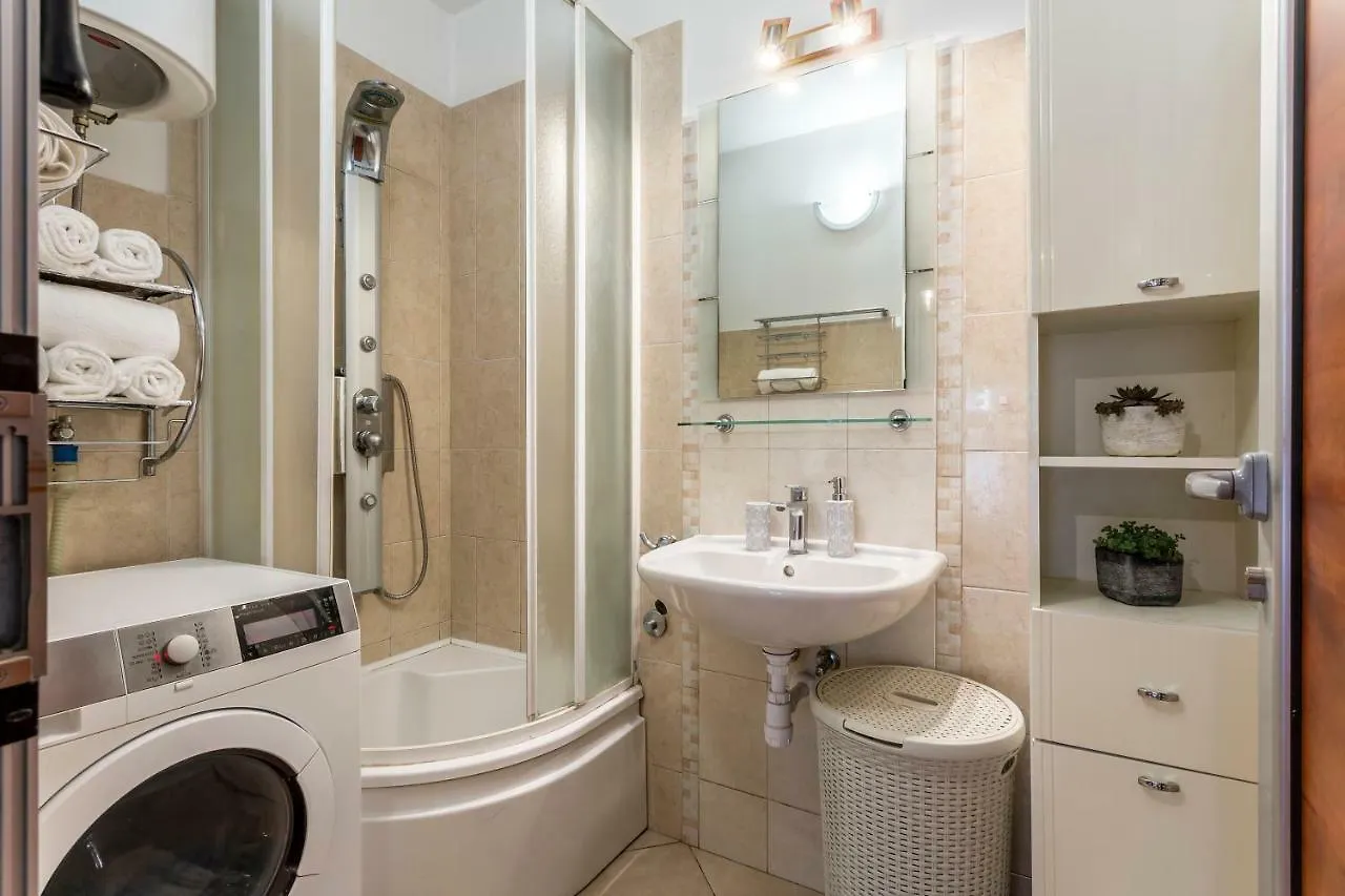 Lalu Apartment Split