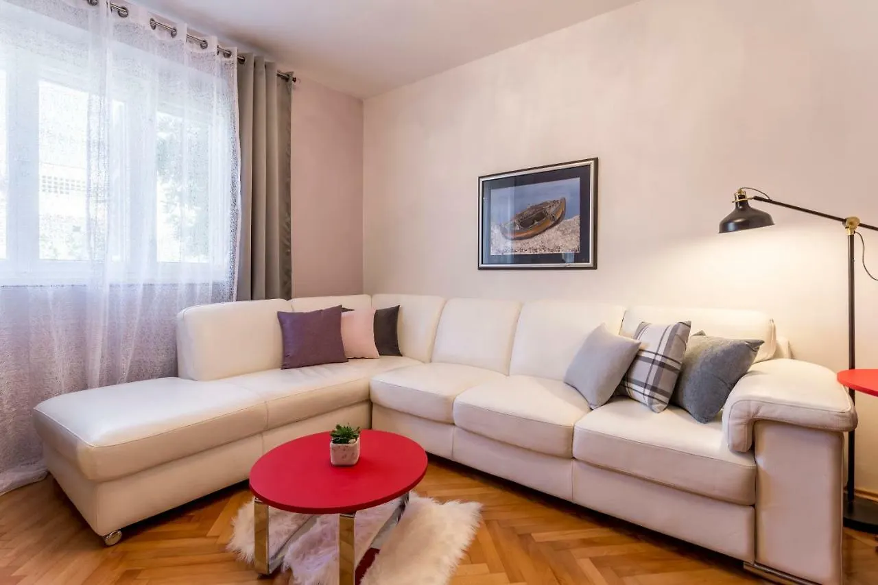 Lalu Apartment Split